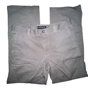 Banana Republic Men’s Slim Fit Textured Chino Pants 34x32 – Classic Style